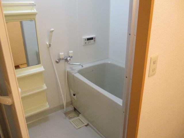 ソレジオ伊賀　Bの浴室