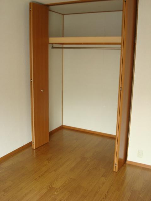 ソレジオ伊賀　Bの収納