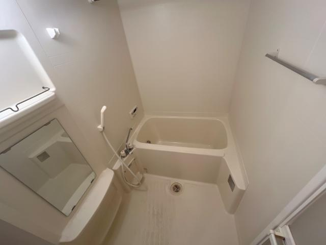 グラスコートⅡの浴室|バス