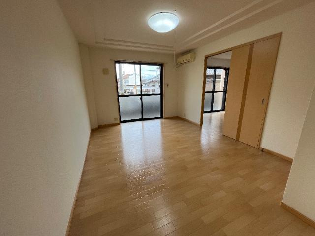 メゾン・ド・ソレイユ・シュッドの居間・リビング|リビング