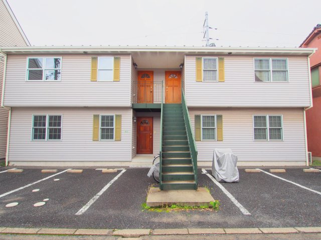 タウンハウスKB