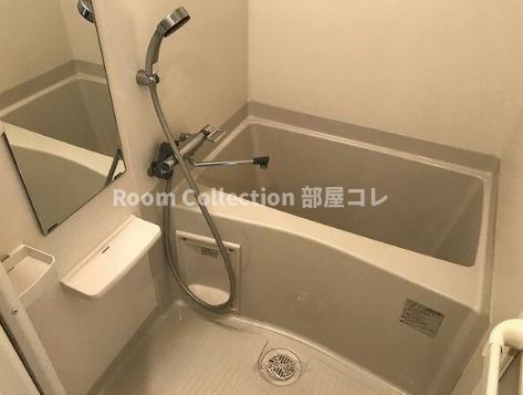 プレサンス栄ブリオの浴室|同シリーズイメージ写真
反転色違い
現況と異なる場合現況優先