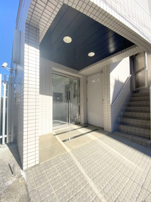 【エントランス】 | サージュ白楽 | エントランス部分です。