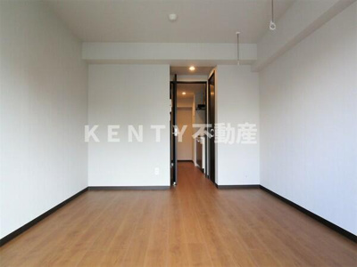 【居間・リビング】 | ＤｅＬＣＣＳ梅屋敷 | ゆったりとしたリビングです