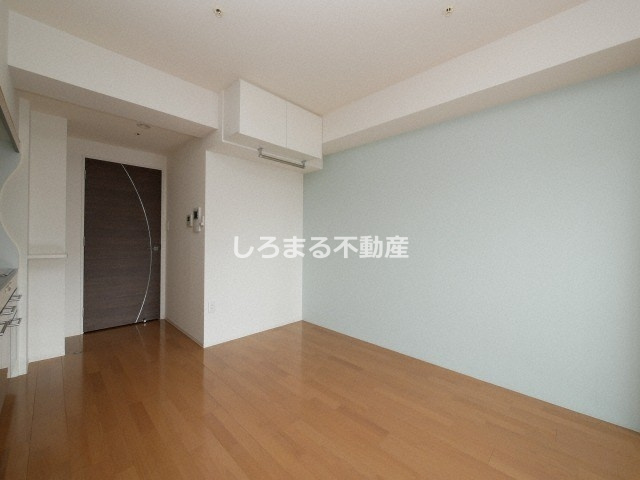 セレニテ北久宝寺の居間・リビング