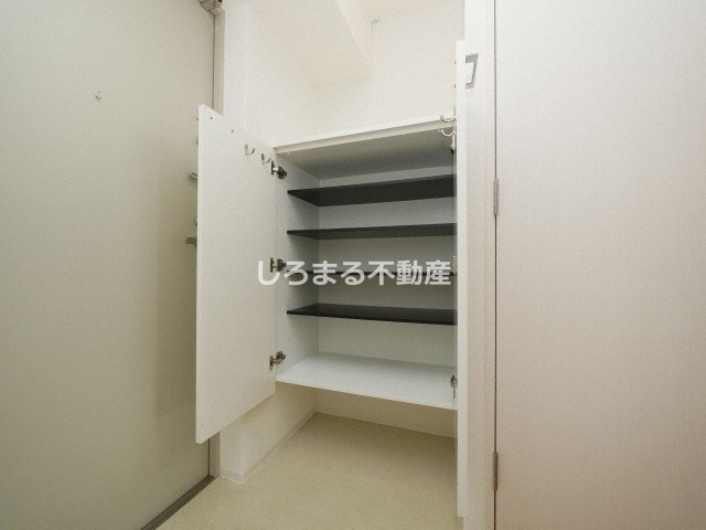 セレニテ北久宝寺の収納