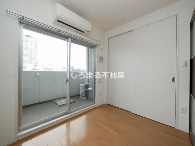 セレニテ北久宝寺の洋室