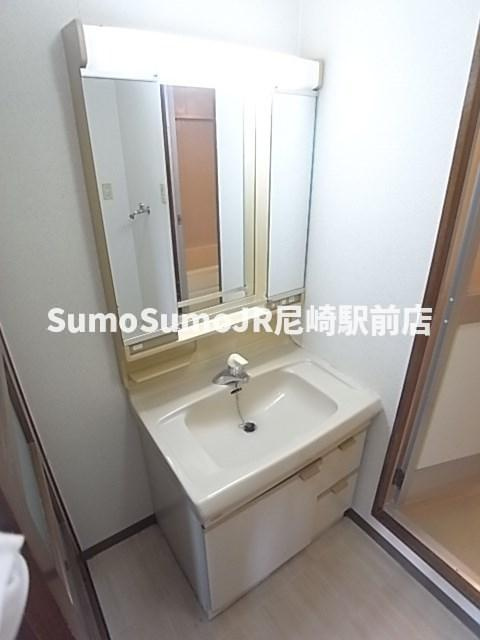 ラ・メゾンクレールの独立洗面台|独立洗面台です