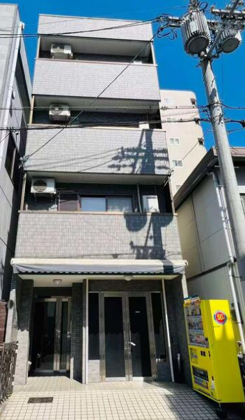 大阪市生野区新今里　一棟売マンションの外観