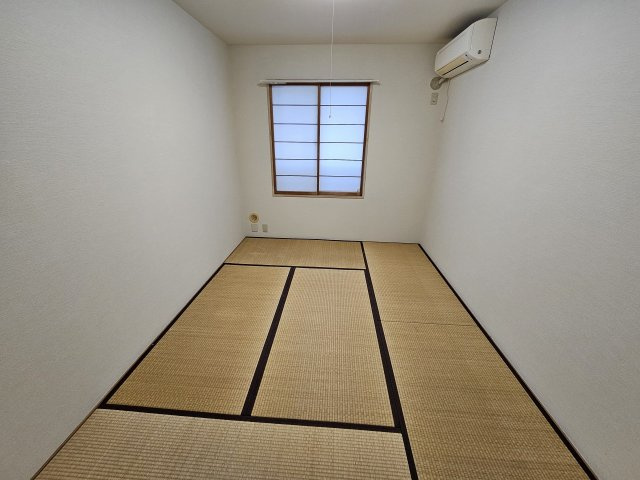 イエローフラット　北棟の和室