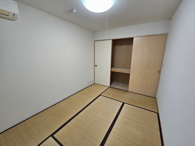 イエローフラット　北棟の和室