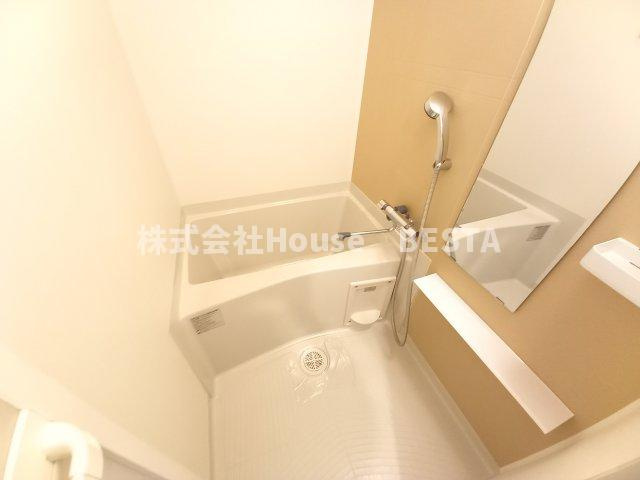 ファーストフィオーレ神戸駅前の浴室