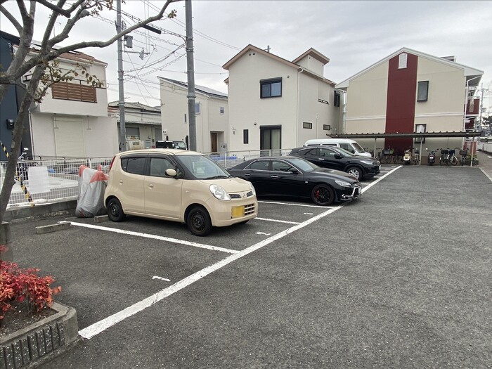 サンソレイユ　Ⅰの駐車場