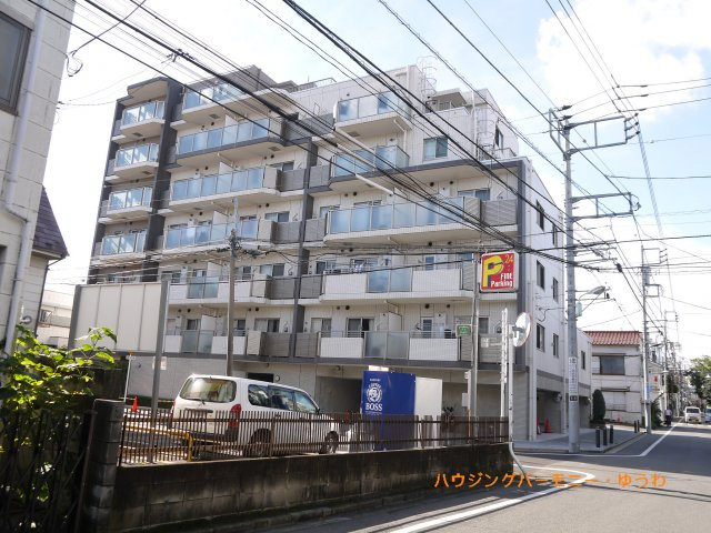 【外観】 | ＢＥＬＩＳＴＡ椎名町 | 穏やかな風と陽光を導き、プライバシーに配慮された設計プランを採用し、居住性を一段と心地よいものにしています。