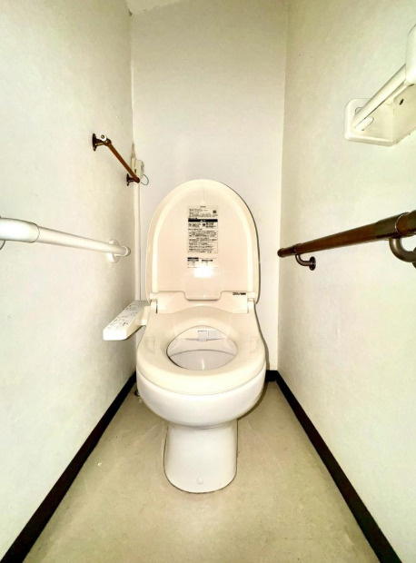 大阪市東住吉区　中古テラスハウスのトイレ
