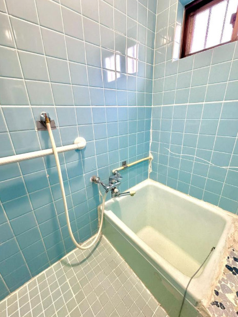 大阪市東住吉区　中古テラスハウスの浴室