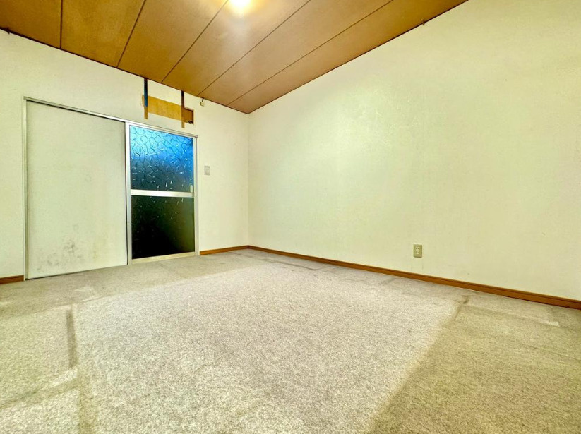 大阪市東住吉区　中古テラスハウスの洋室