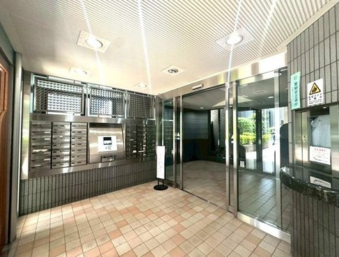 【エントランス】