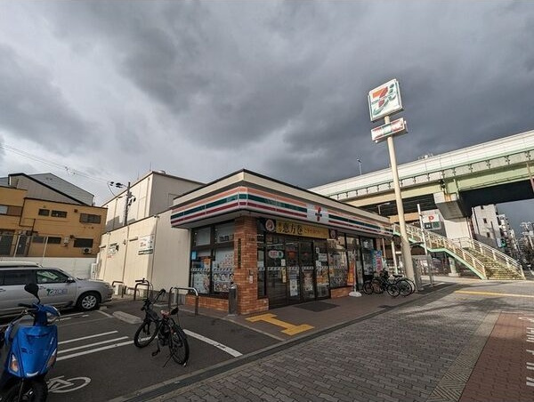 エスリード大阪リブレの周辺