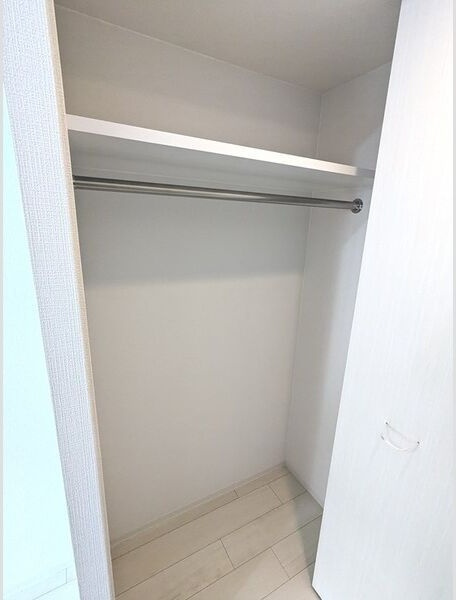 エスリード大阪リブレの収納