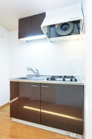 サヴォイテンジンスクワイヤー　3階のキッチン|別号室のものになります。現状優先。