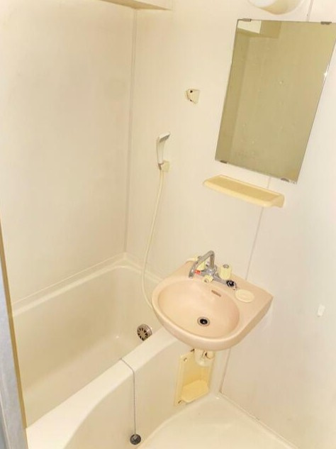 第３野本ビルの浴室