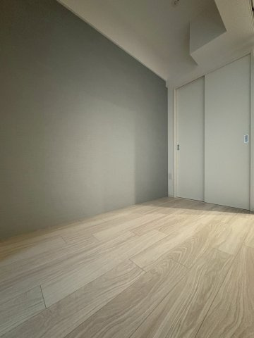 セレニテ日本橋エクラの洋室