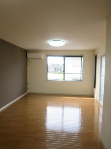 パークハイツA棟の居間・リビング|リビングでゆっくりとした時間も過ごせます