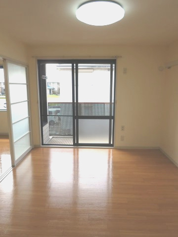 パークハイツA棟の洋室|明るい洋室です