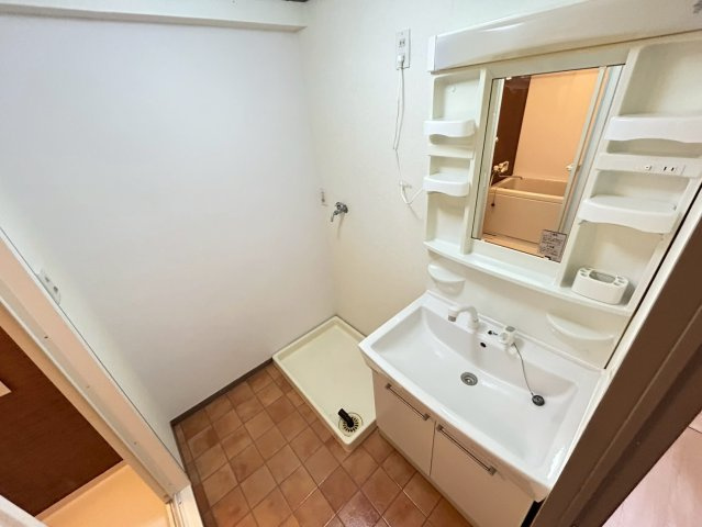ARTマンションの洗面所