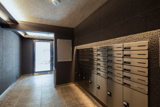 フォセット南行徳のエントランス