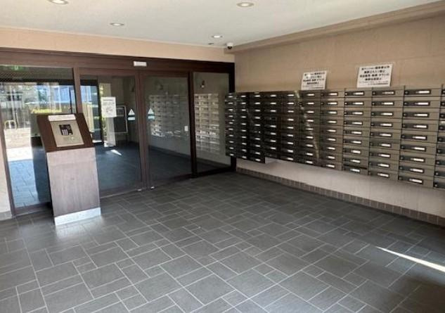 Mプラザ枚方弐番館のエントランス|■物件内覧・資金計画相談・住宅ローン相談、リフォーム相談、お問合せ受付中■
※当日・翌日のご内覧、ご相談はお電話でのお問合せがスムーズです！