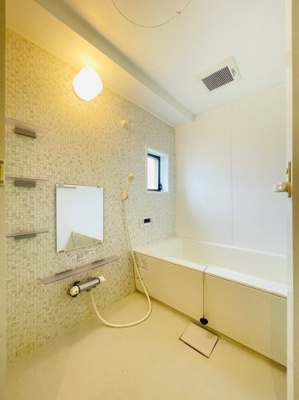 【浴室】 | プロスピリティ四天王寺 | ※同物件　別間取り　参考写真