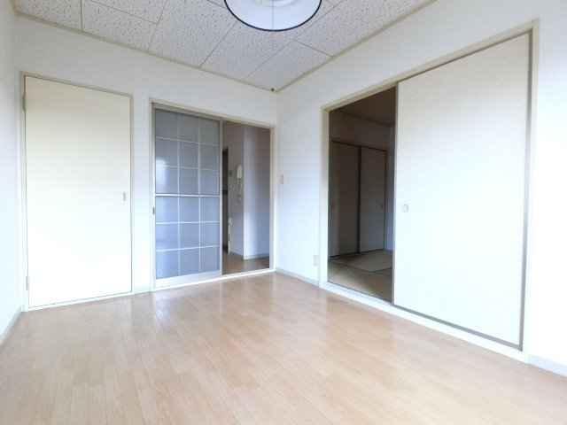 【居間・リビング】