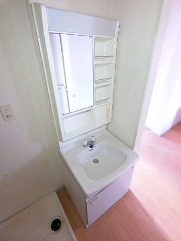 【独立洗面台】