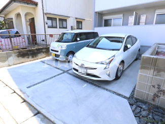 【駐車場】 | Ｃｈｅｒｉｍ竹下ＥＡＳＴの駐車場