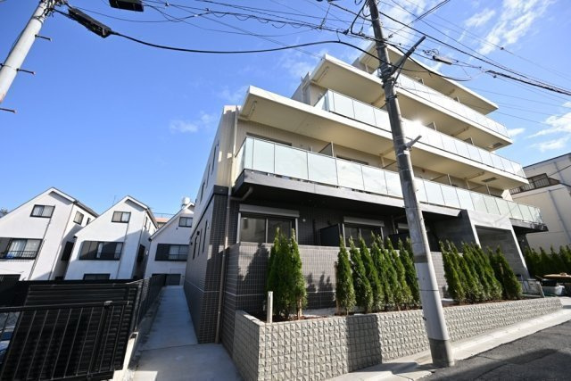 エルミ上落合の外観|外はこのようになっています