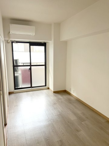 メゾンドビィフォーレの居間・リビング