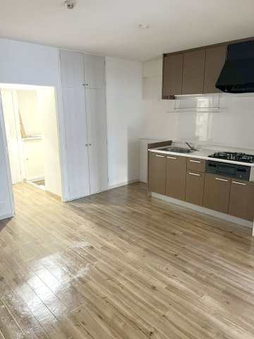 メゾンドビィフォーレの居間・リビング