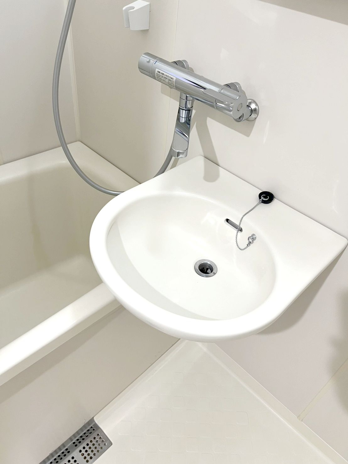 メゾンドビィフォーレの浴室