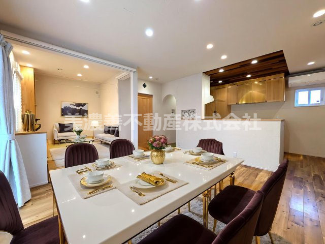 ６６３２０　岐阜市中中古戸建