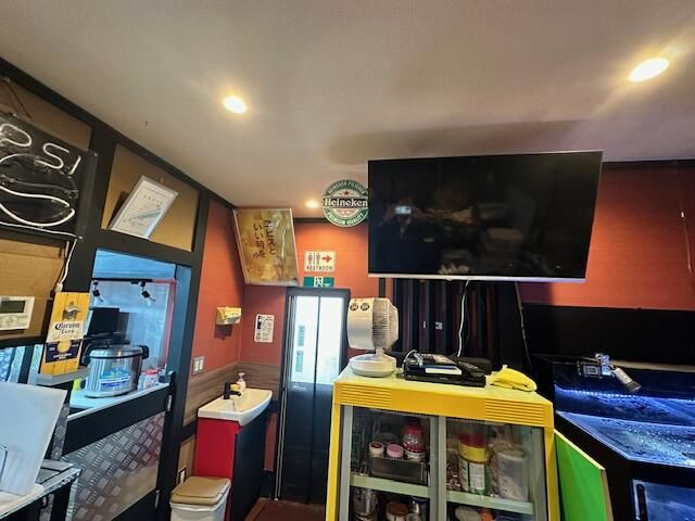 植源ビルの内装