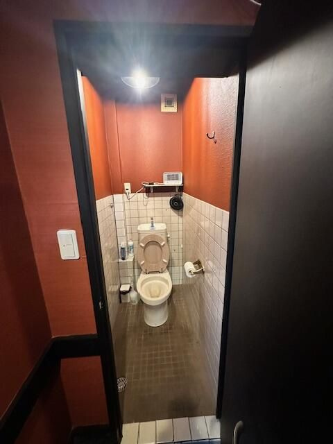 植源ビルの内装