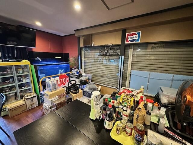 植源ビルの内装