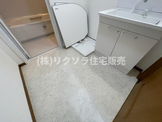 大久保町4丁目　中古一戸建ての脱衣所|■物件内覧・資金計画相談・住宅ローン相談、リフォーム相談、お問合せ受付中■
※当日・翌日のご内覧、ご相談はお電話でのお問合せがスムーズです！