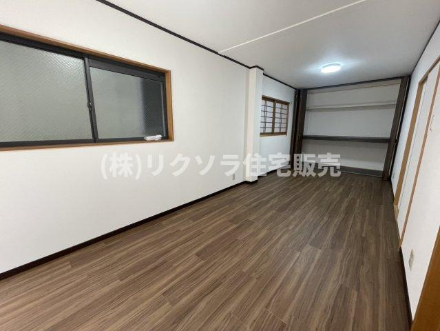 大久保町4丁目　中古一戸建ての洋室|洋室
■物件内覧・資金計画相談・住宅ローン相談、リフォーム相談、お問合せ受付中■
※当日・翌日のご内覧、ご相談はお電話でのお問合せがスムーズです！