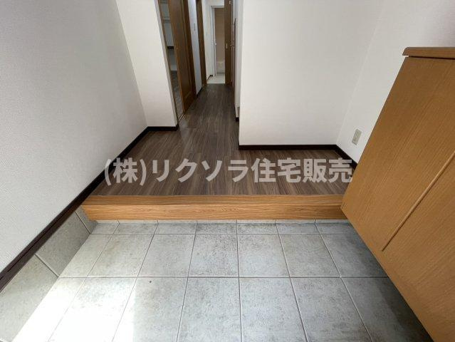 大久保町4丁目　中古一戸建ての内装|玄関内部
■物件内覧・資金計画相談・住宅ローン相談、リフォーム相談、お問合せ受付中■
※当日・翌日のご内覧、ご相談はお電話でのお問合せがスムーズです！