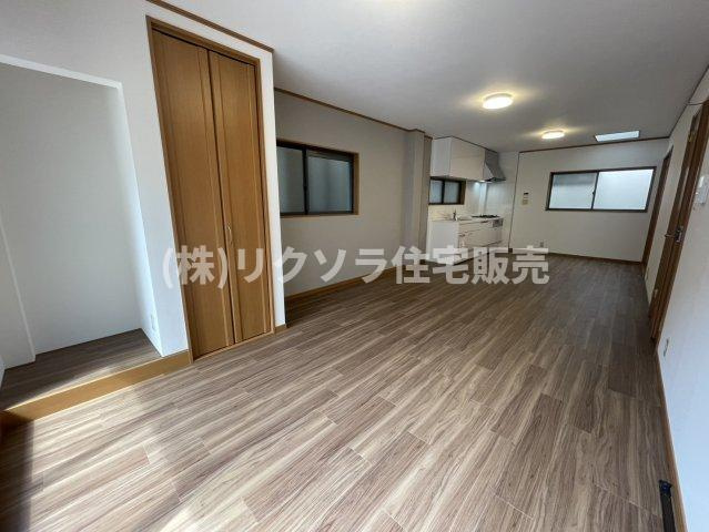 大久保町4丁目　中古一戸建ての居間・リビング|LDK
■物件内覧・資金計画相談・住宅ローン相談、リフォーム相談、お問合せ受付中■
※当日・翌日のご内覧、ご相談はお電話でのお問合せがスムーズです！