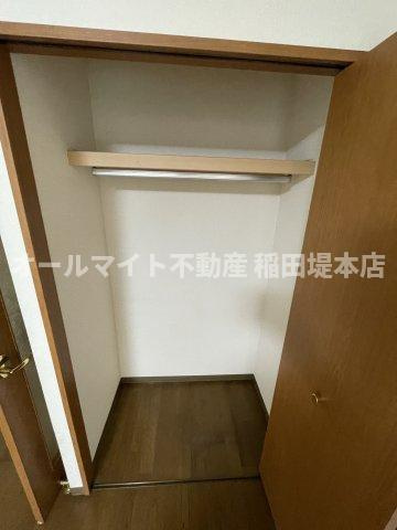 川崎市麻生区上麻生５丁目の賃貸マンションの収納