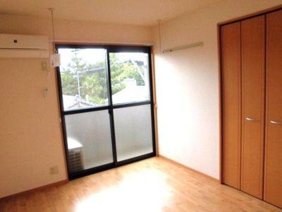 【洋室】 | テラス原山